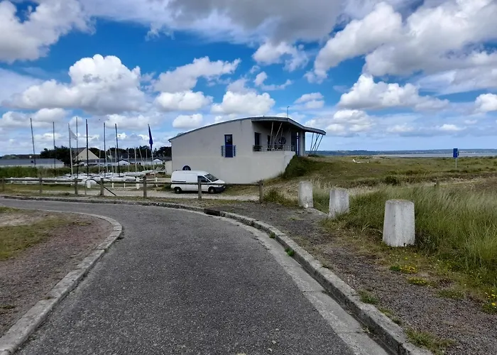 Maison Les Pieds Dans La Quinéville